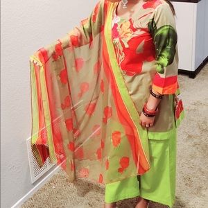 Gorgeous Pakistani lawn dress